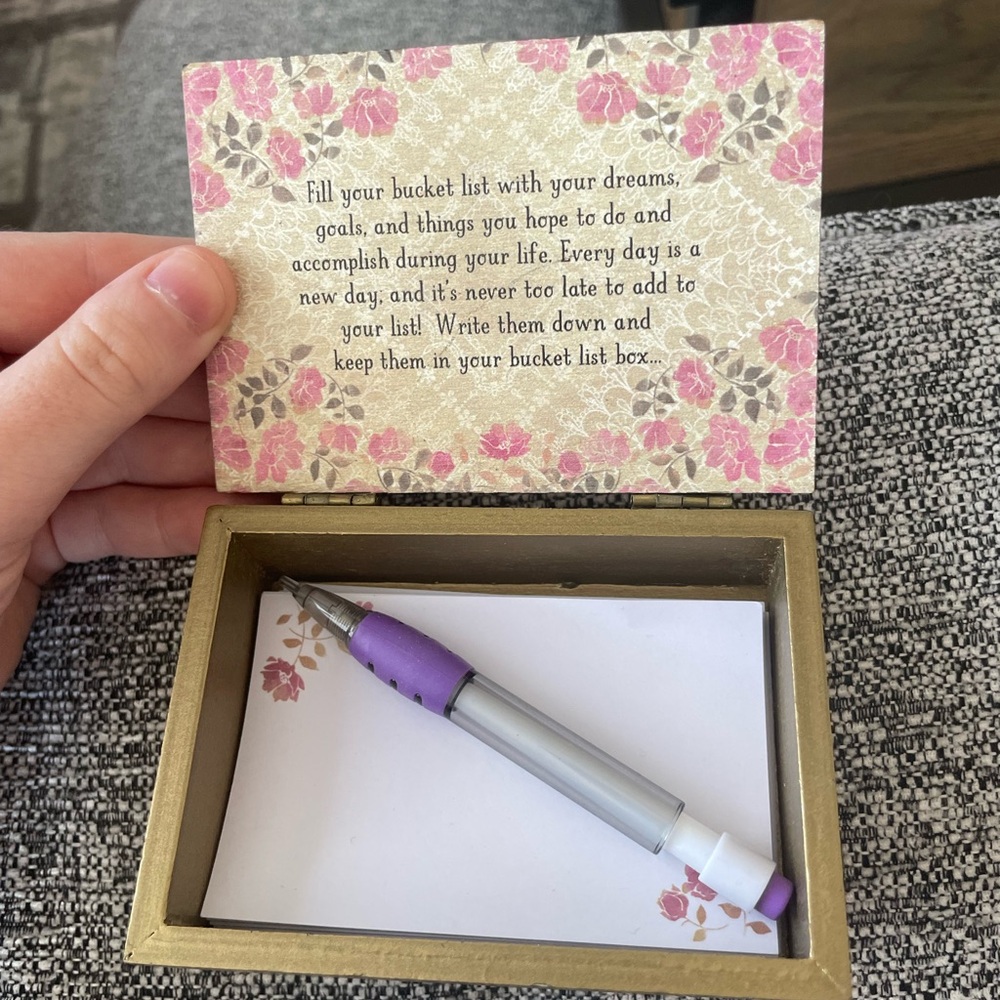 Bucket List Box - Picture 2 of 7